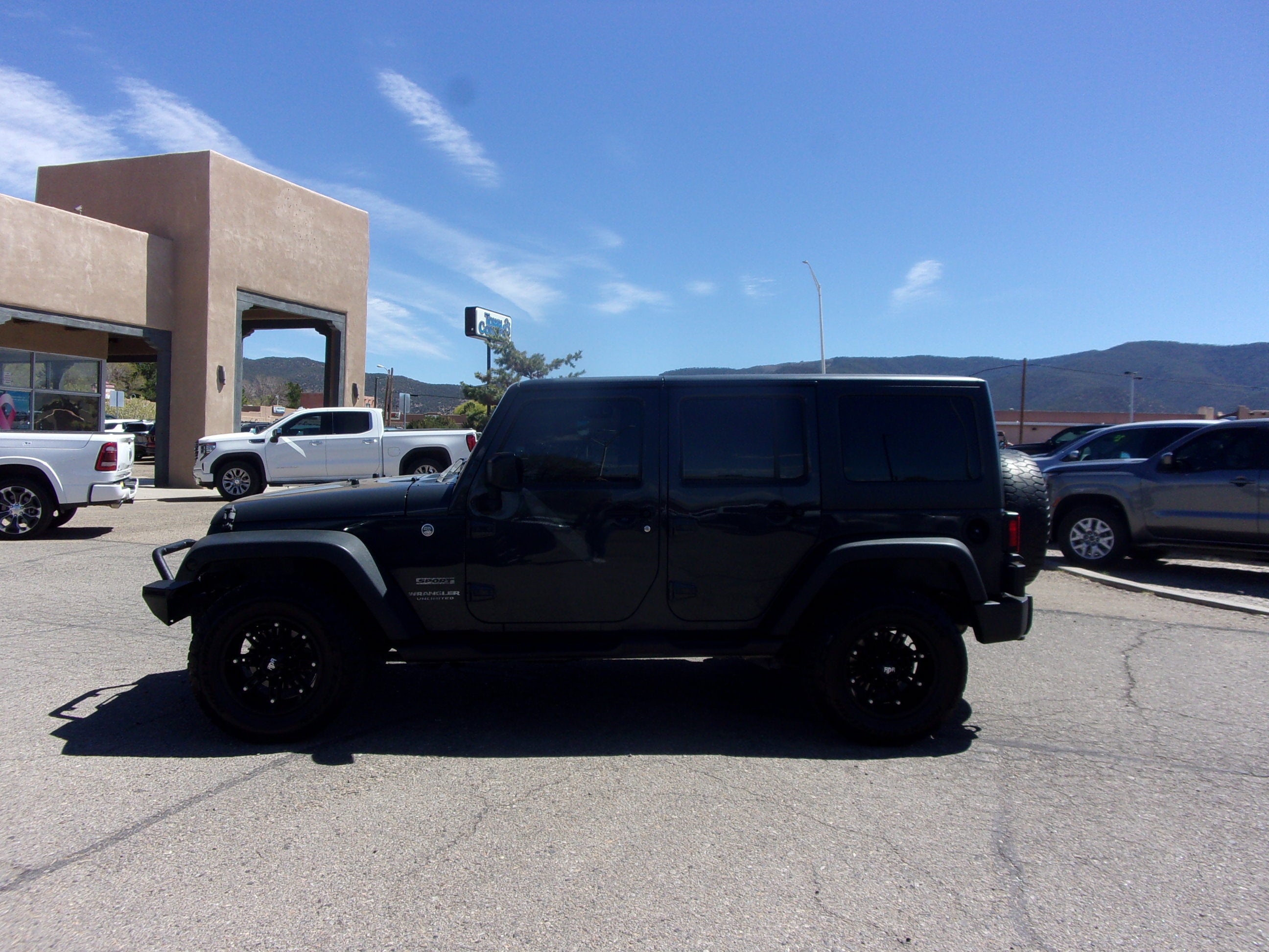 2017 Jeep Wrangler Unlimited Sport