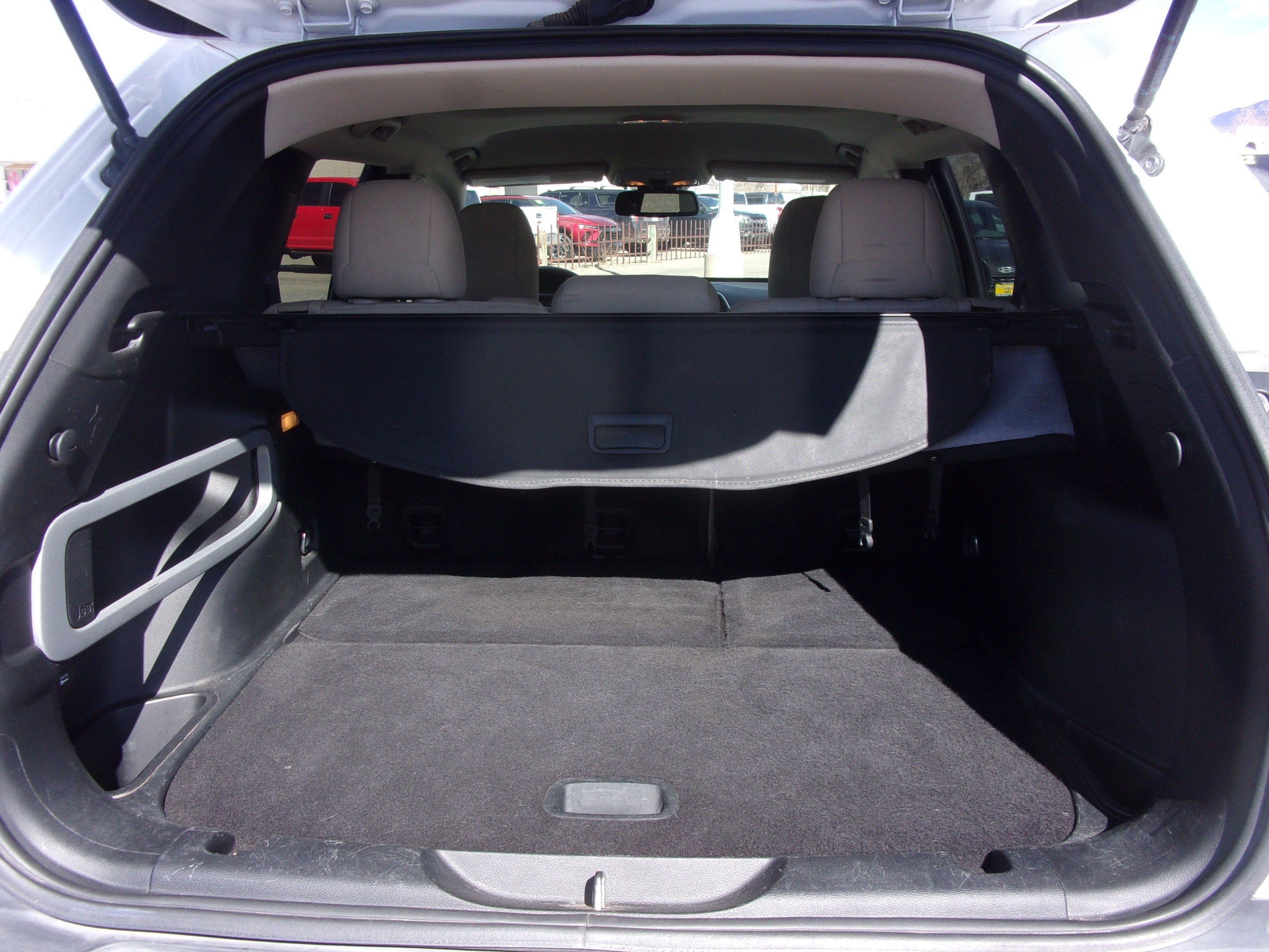 2016 Jeep Cherokee Sport