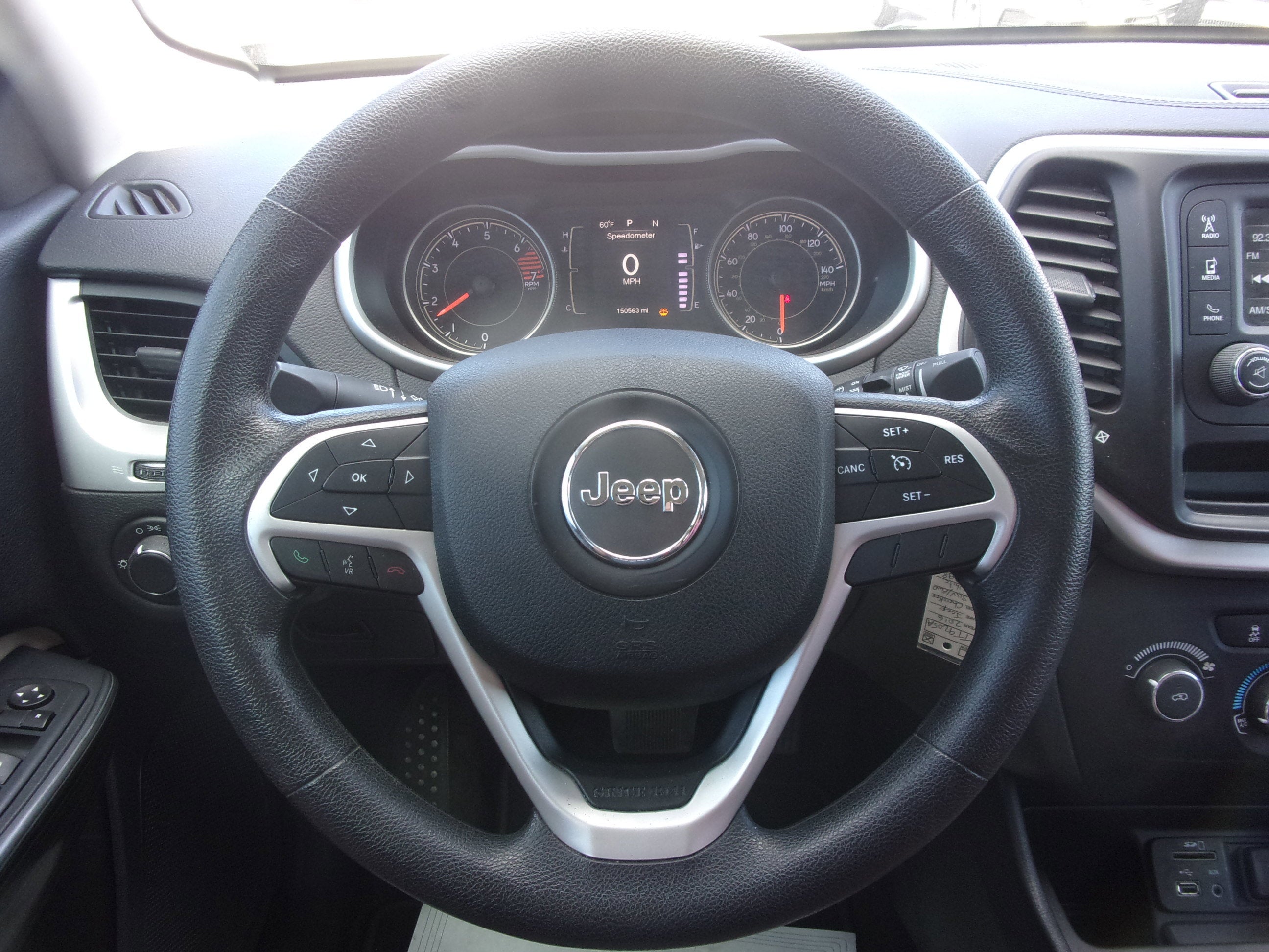 2016 Jeep Cherokee Sport