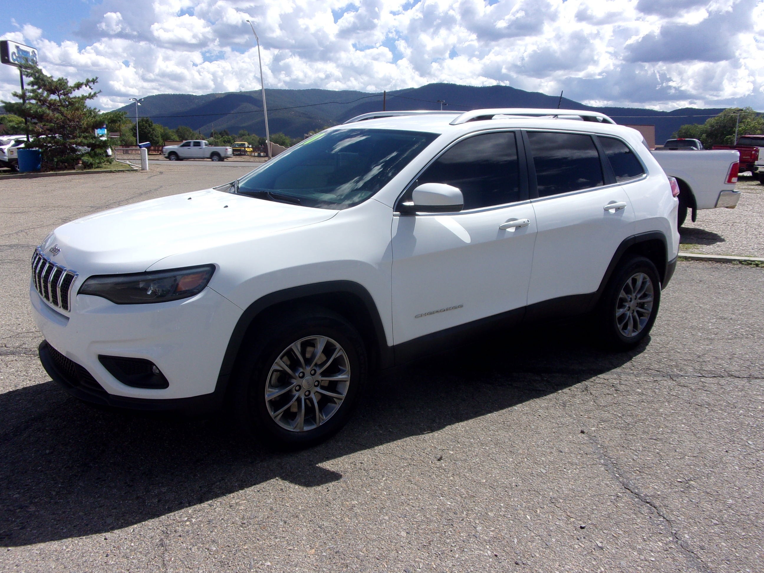 2020 Jeep Cherokee Latitude Plus