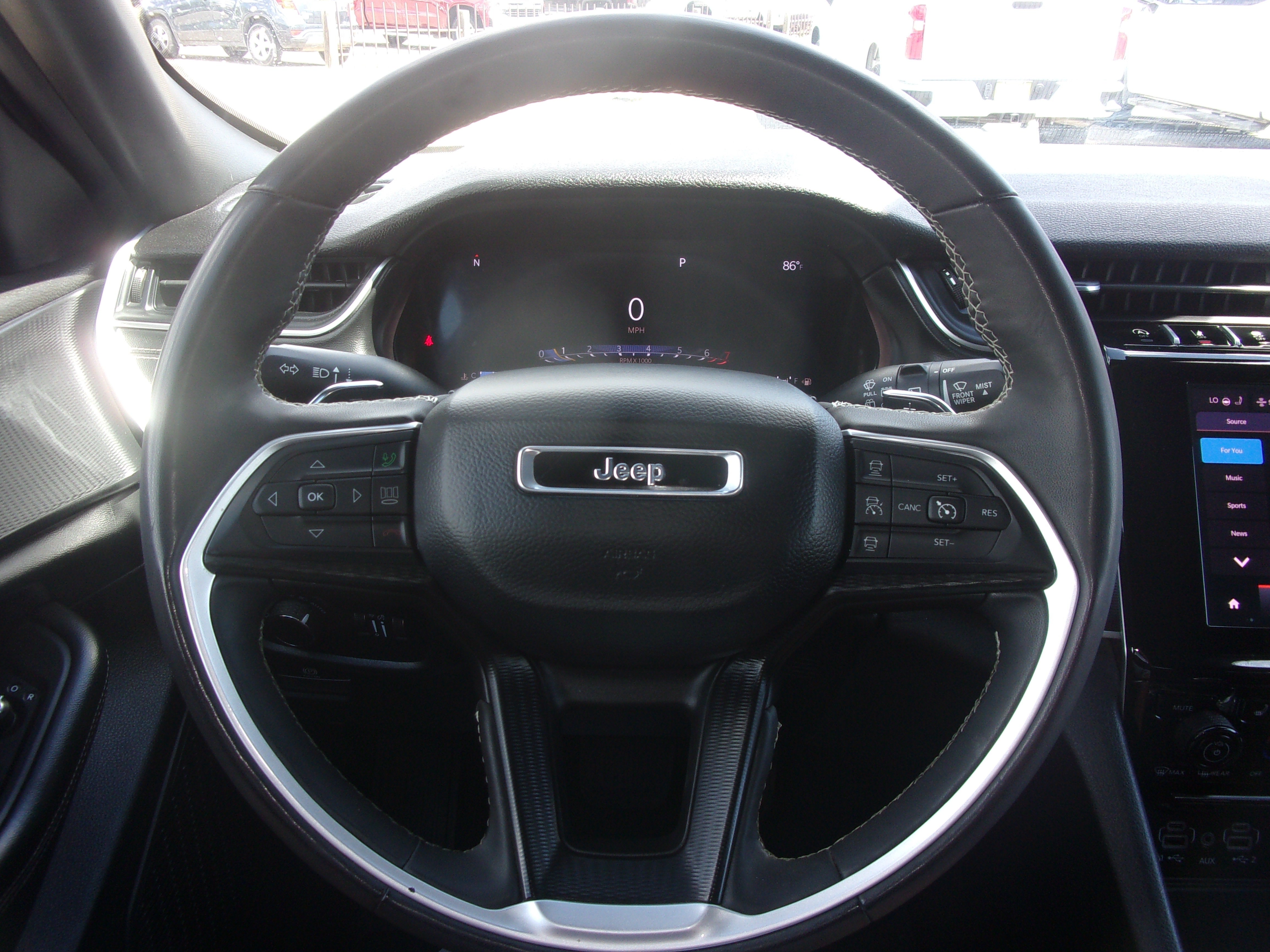 2024 Jeep Grand Cherokee Laredo X