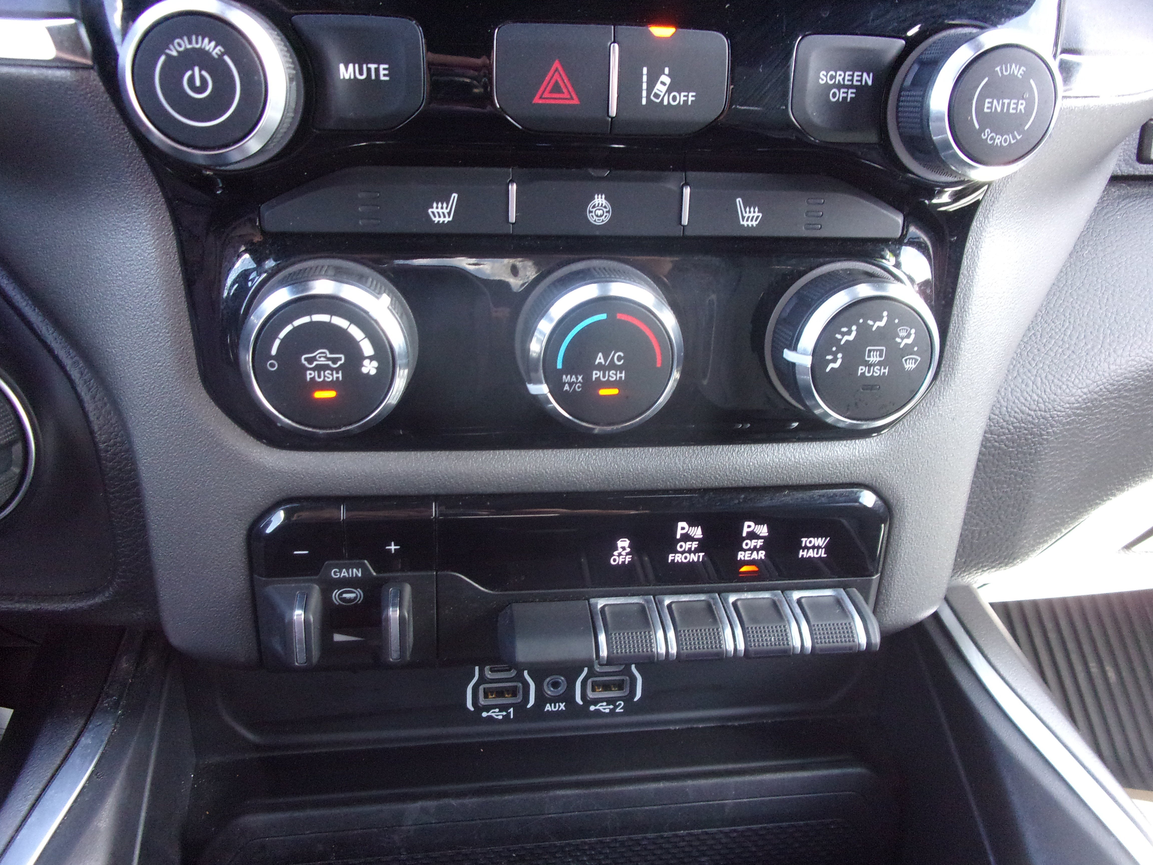 2025 RAM 1500 Big Horn