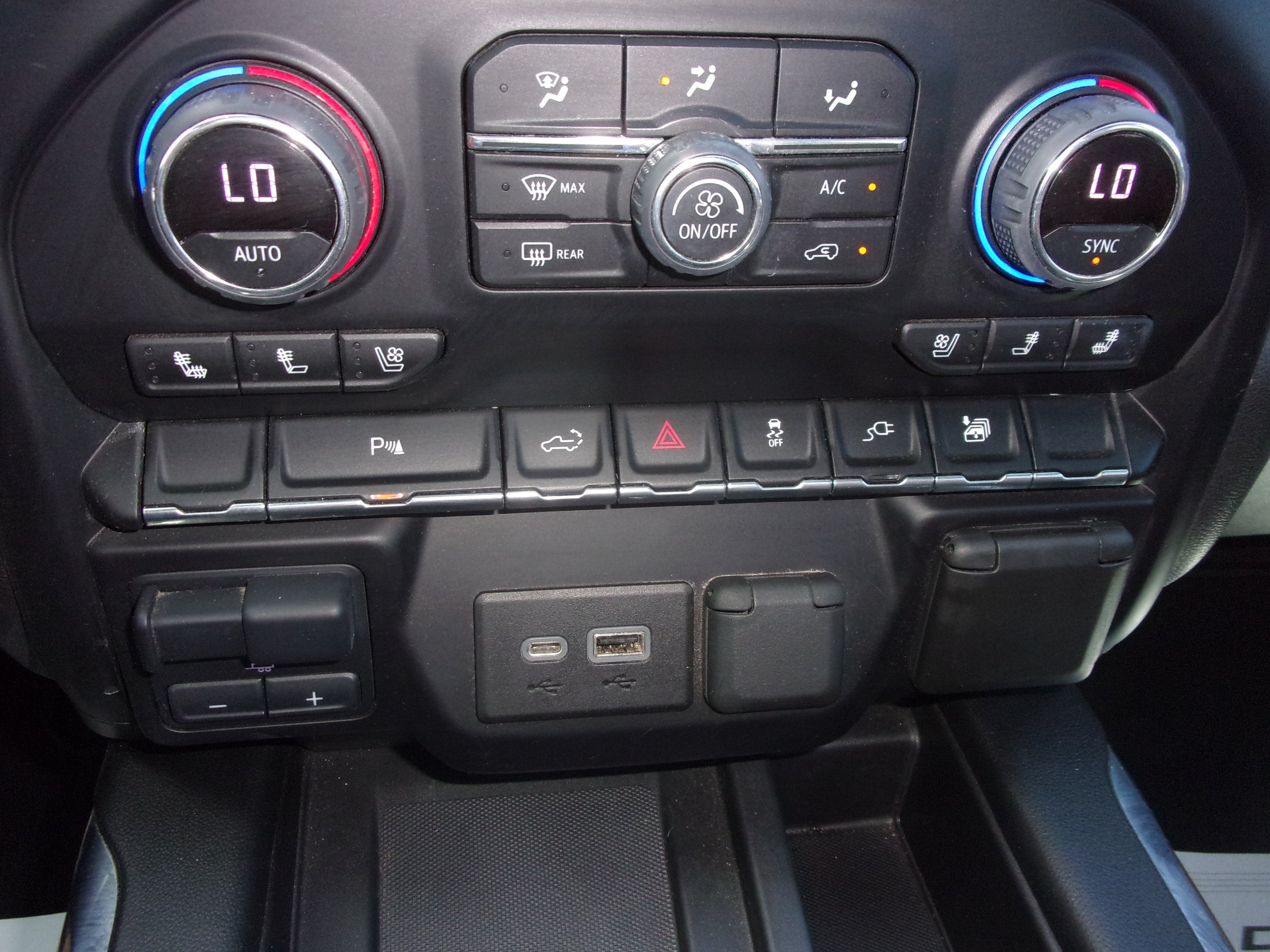 2021 Chevrolet Silverado 1500 High Country