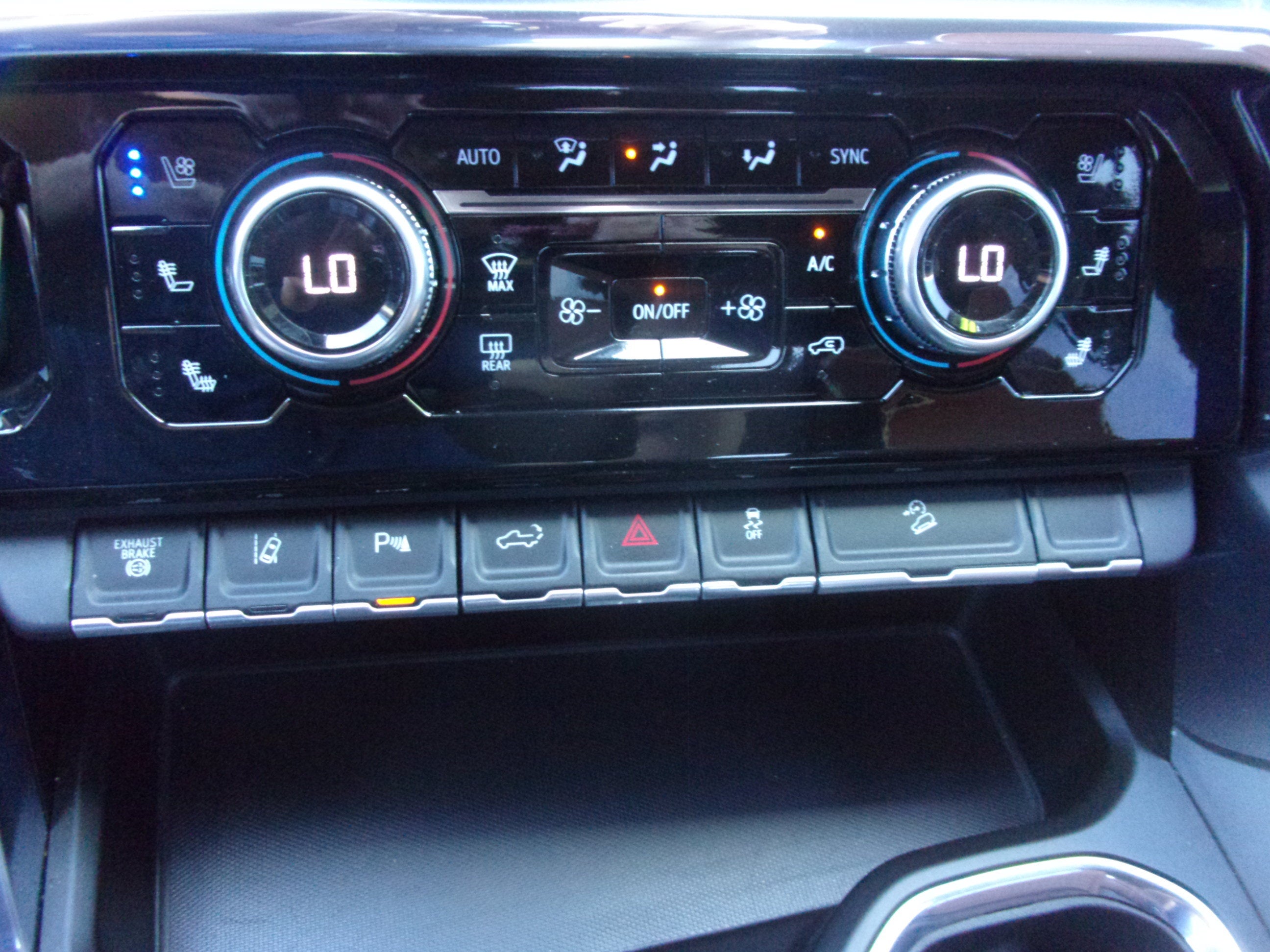 2024 GMC Sierra 3500 HD Denali Ultimate