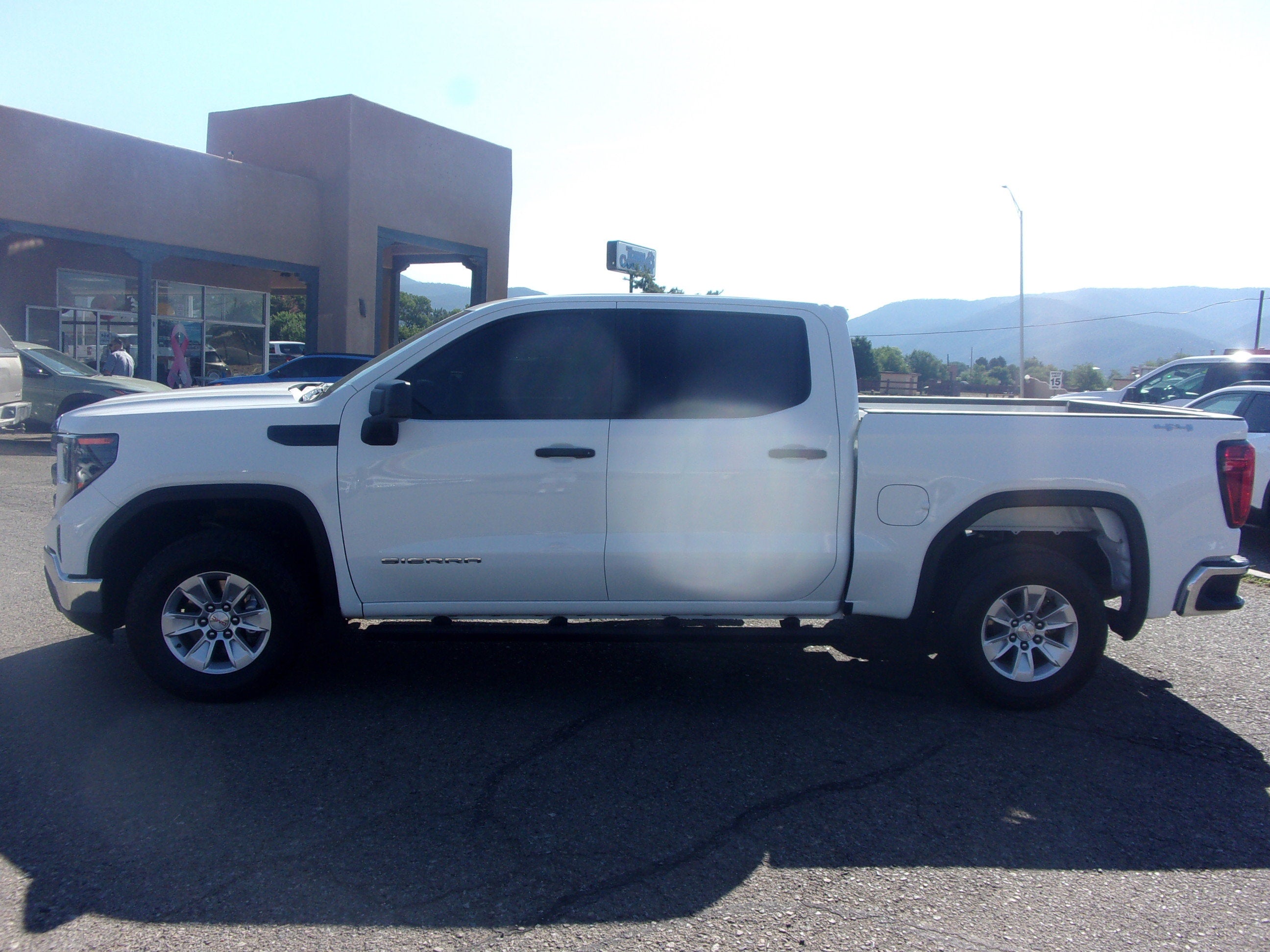 2023 GMC Sierra 1500 Pro