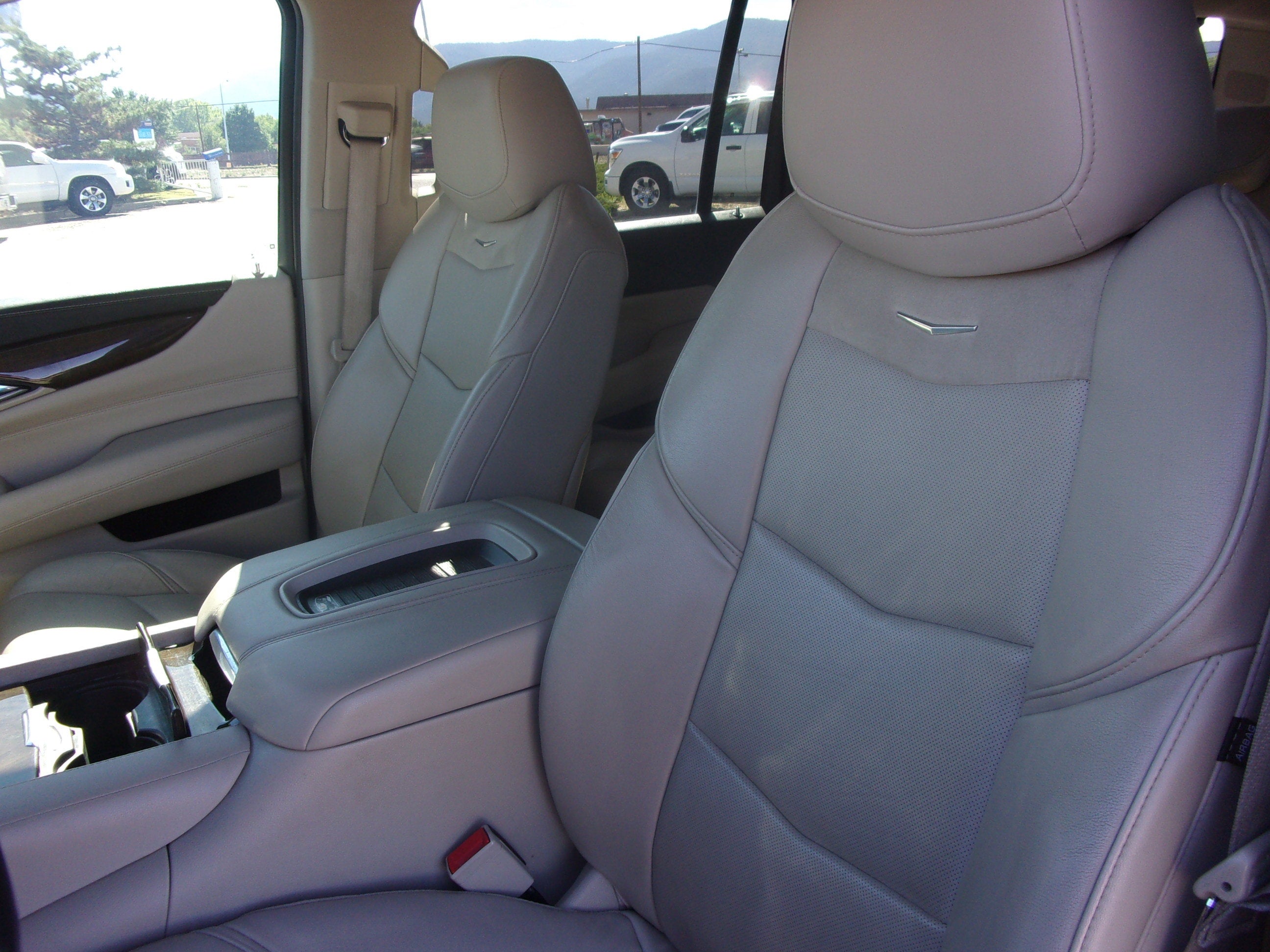 2019 Cadillac Escalade ESV Luxury