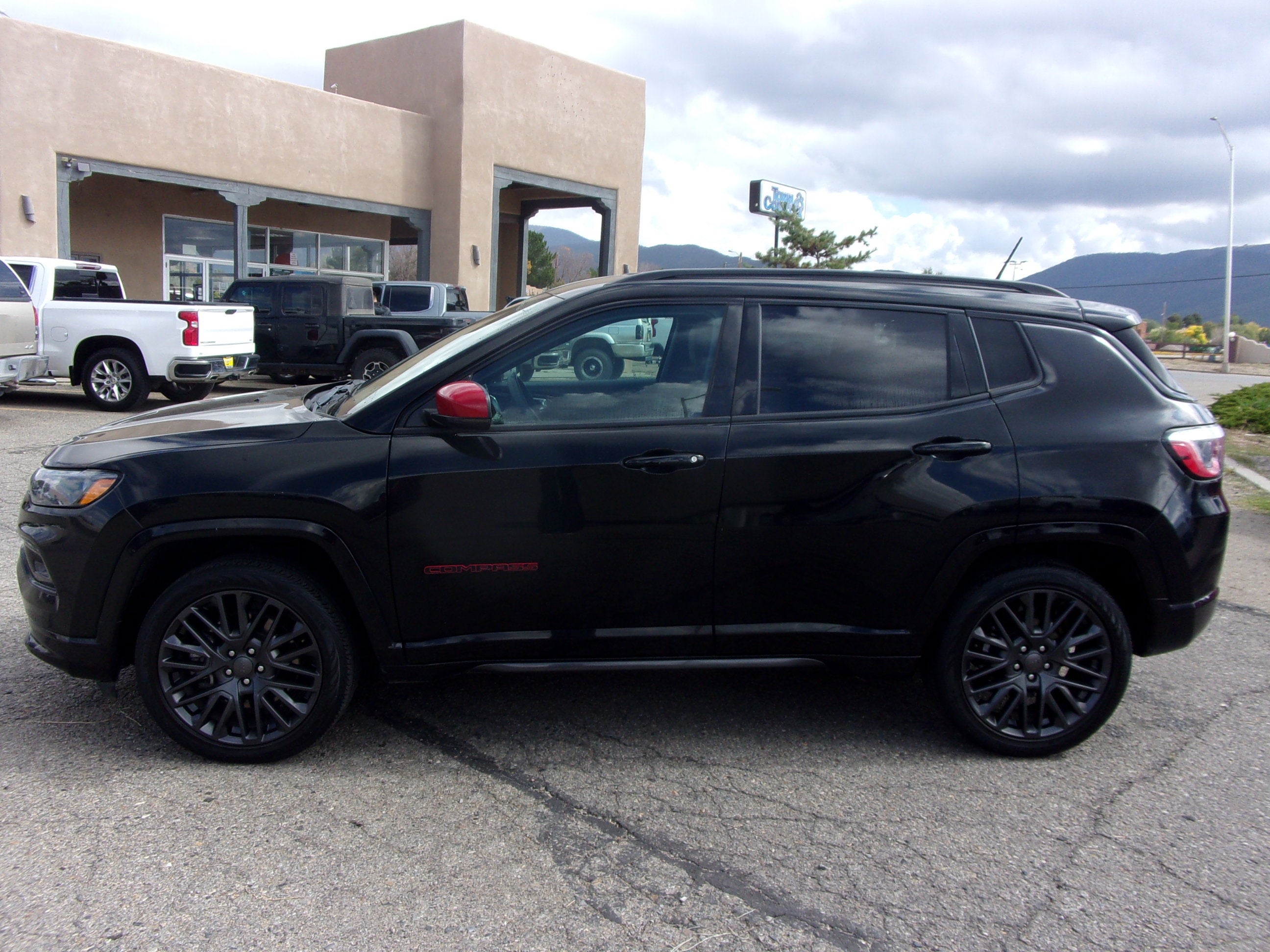 2023 Jeep Compass (RED) Edition