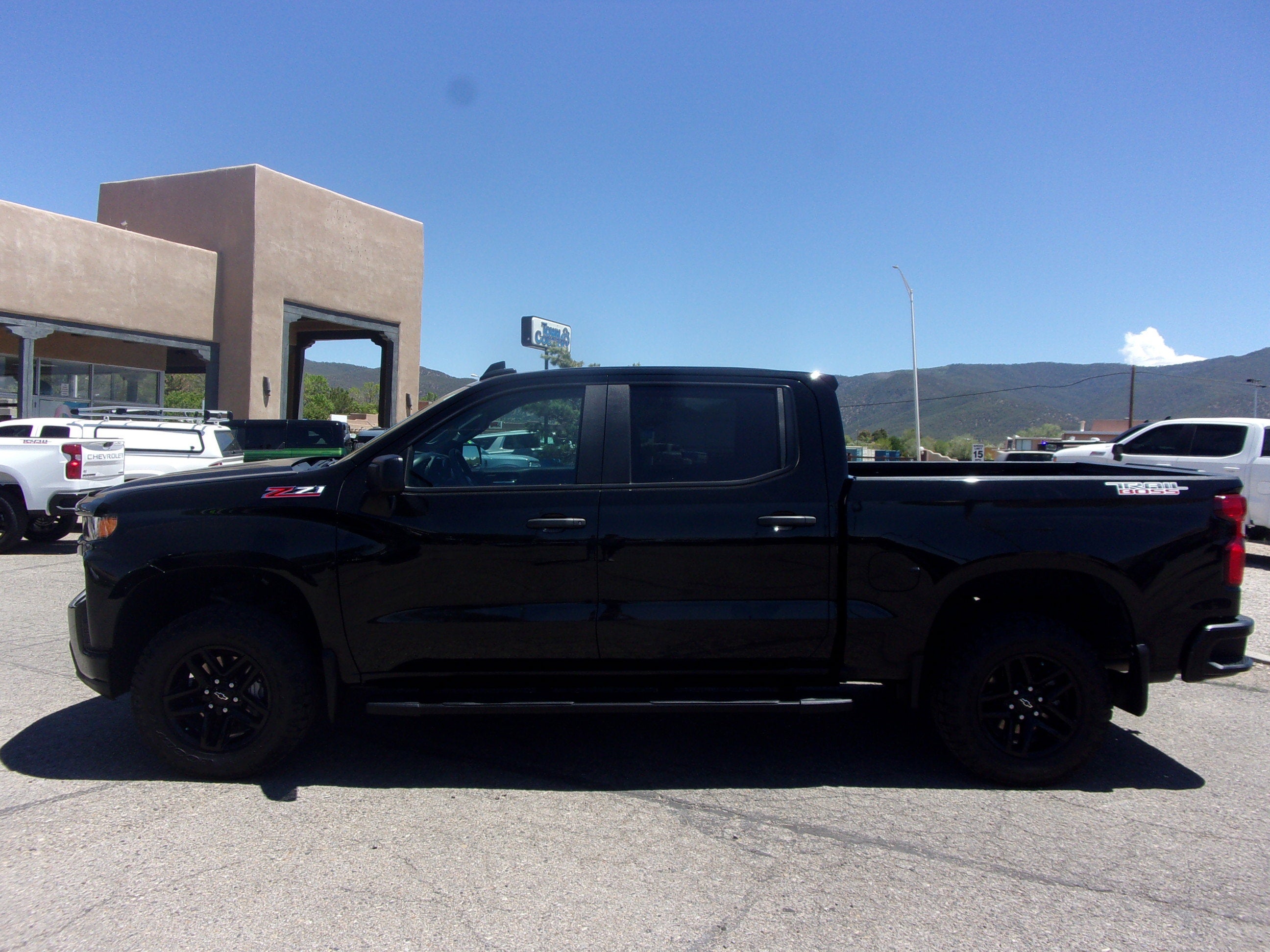2019 Chevrolet Silverado 1500 Custom Trail Boss