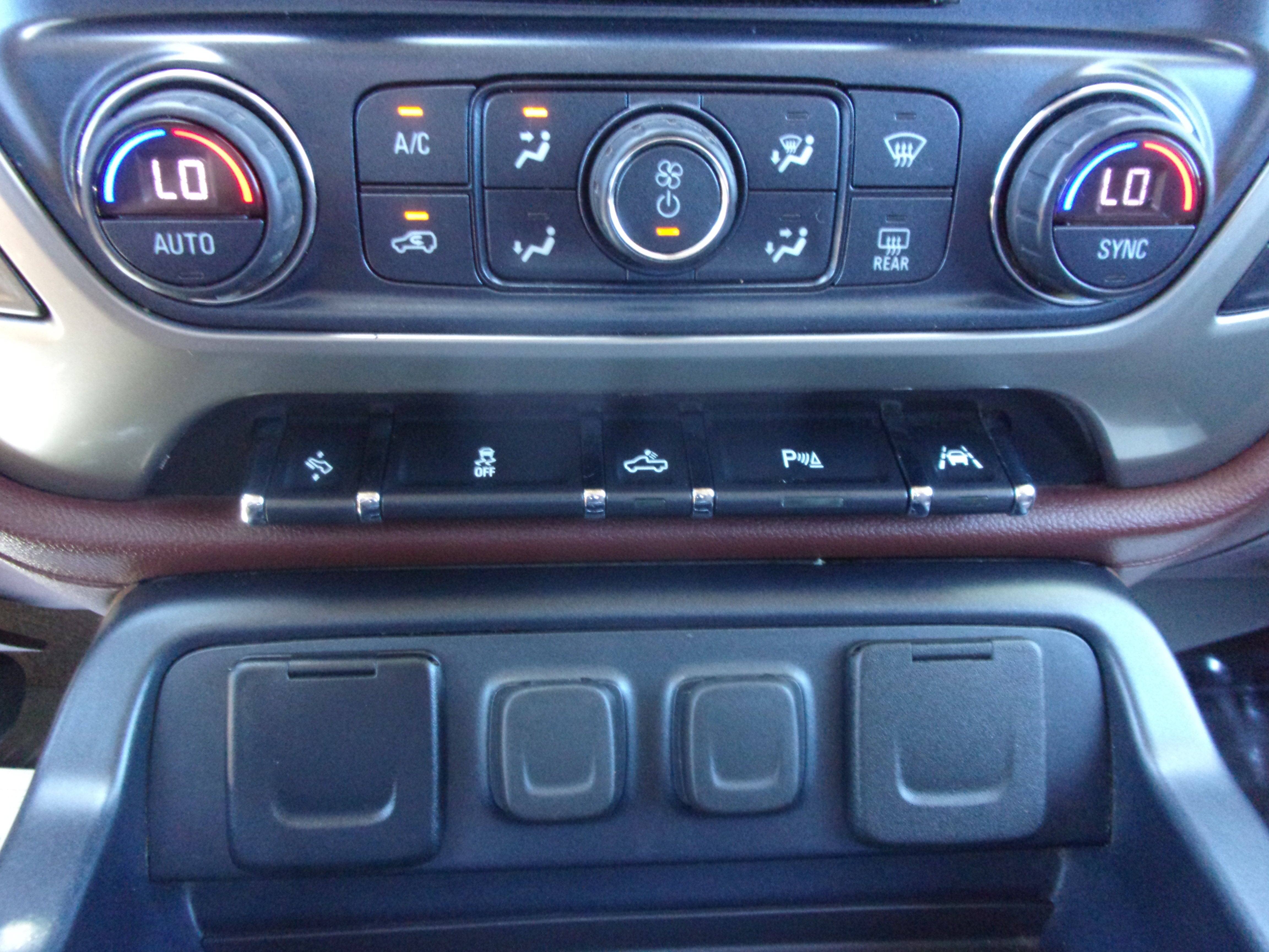 2018 Chevrolet Silverado 1500 High Country