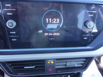 2024 Volkswagen Taos SE