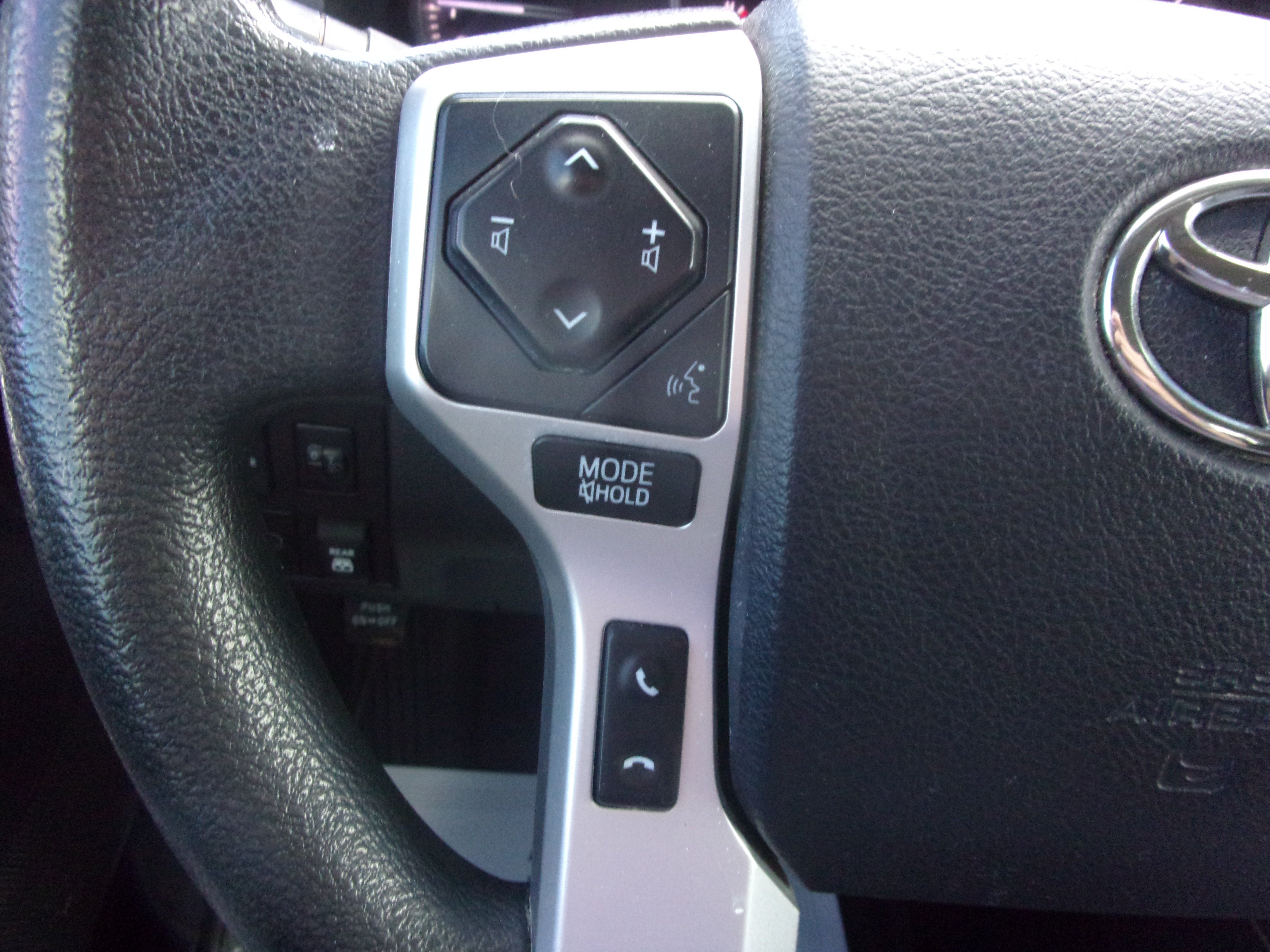2019 Toyota Tundra 4WD SR5