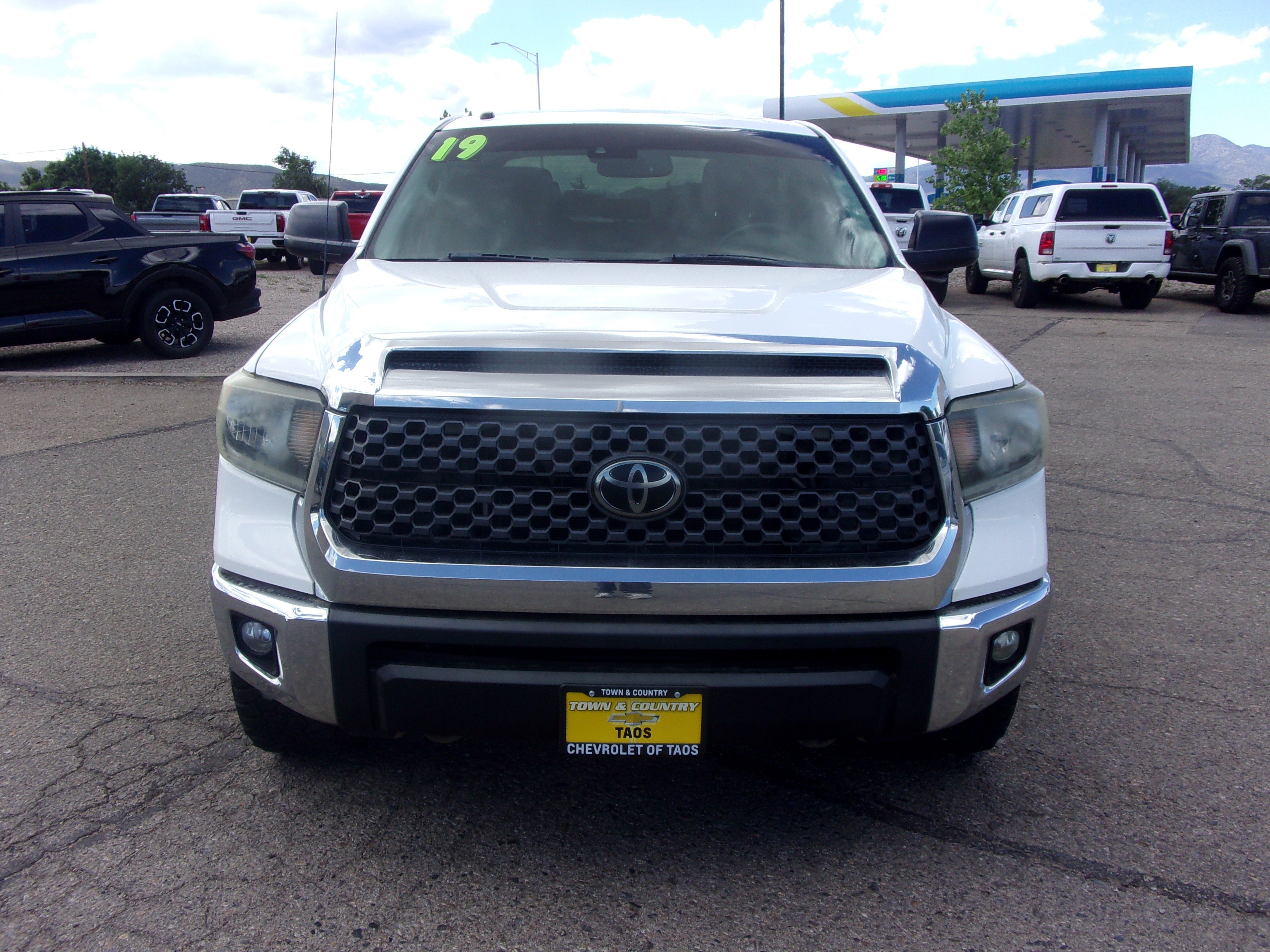 2019 Toyota Tundra 4WD SR5