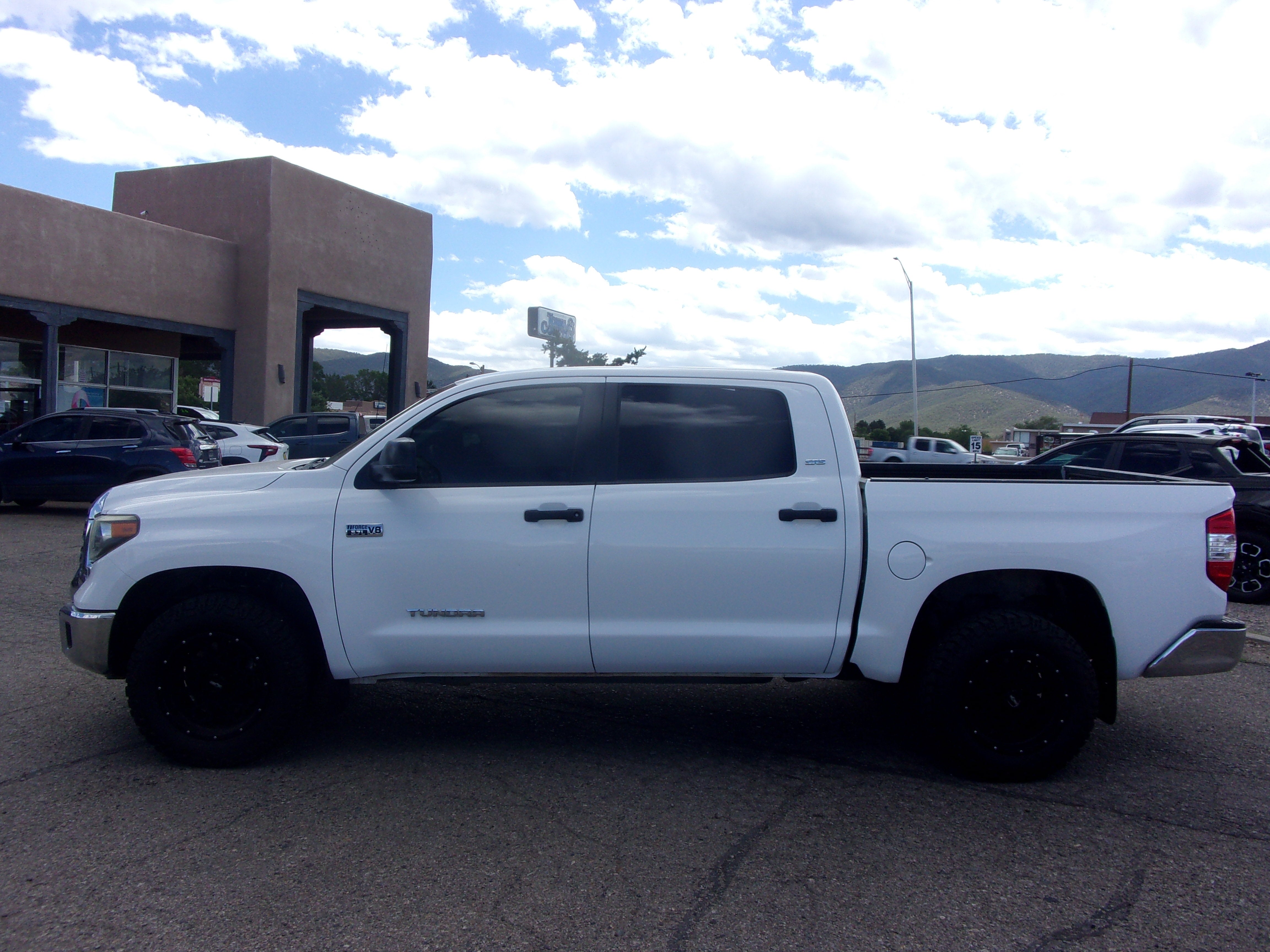 2019 Toyota Tundra 4WD SR5