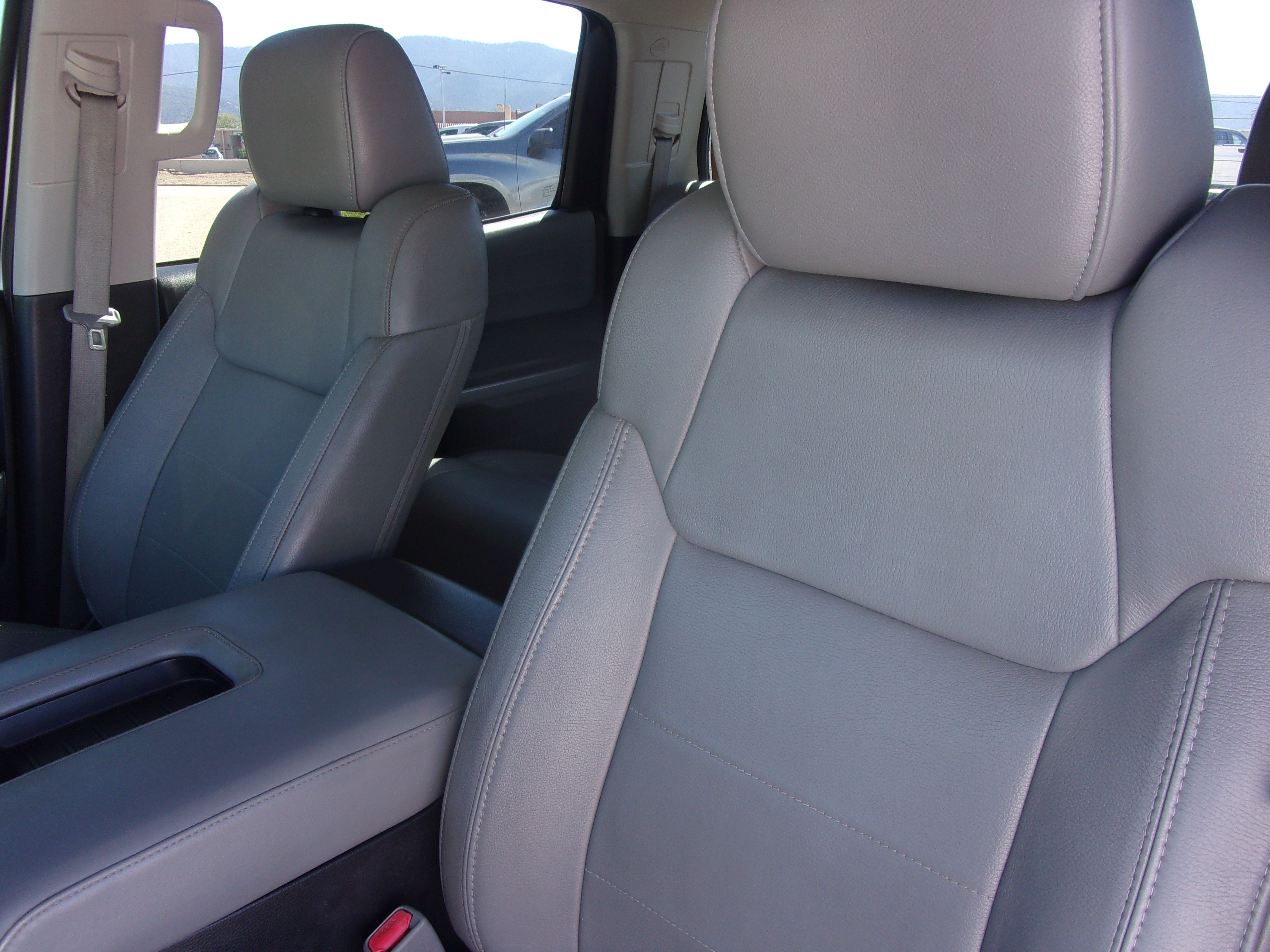 2014 Toyota Tundra 4WD Truck LTD